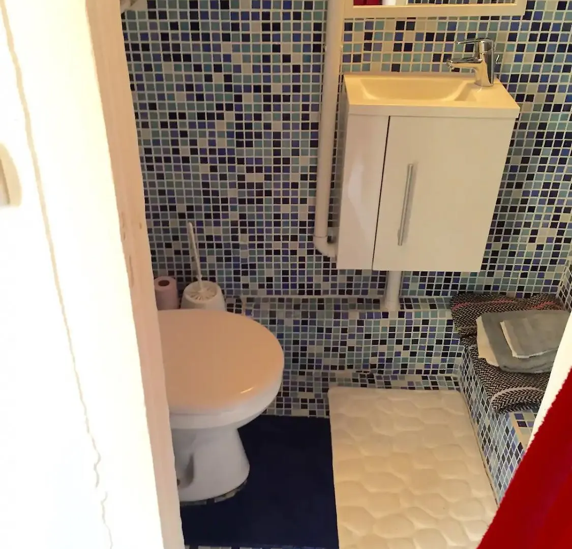 Charming And Quiet Flat 30m2 Apartment *