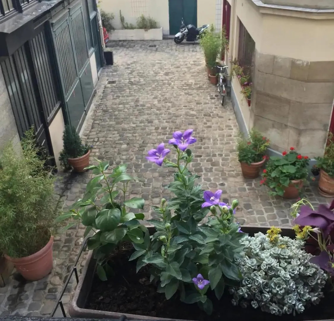 Apartman Charming And Quiet Flat 30m2 *